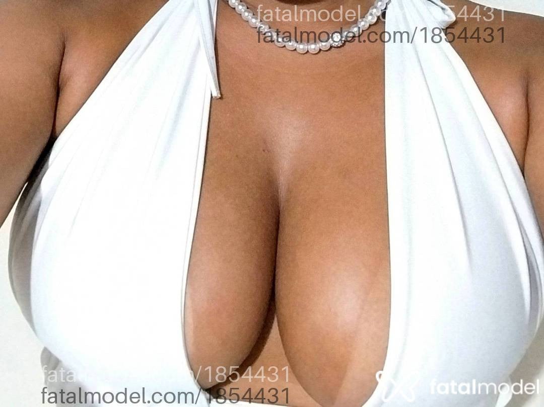 Acompanhante mulher morena (o) de olhos pretos em Joinville - Bruna