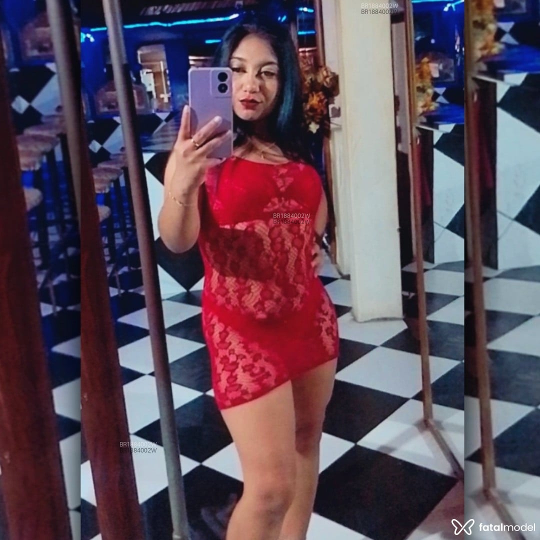 Acompanhante mulher morena (o) de olhos castanhos - Pâmela