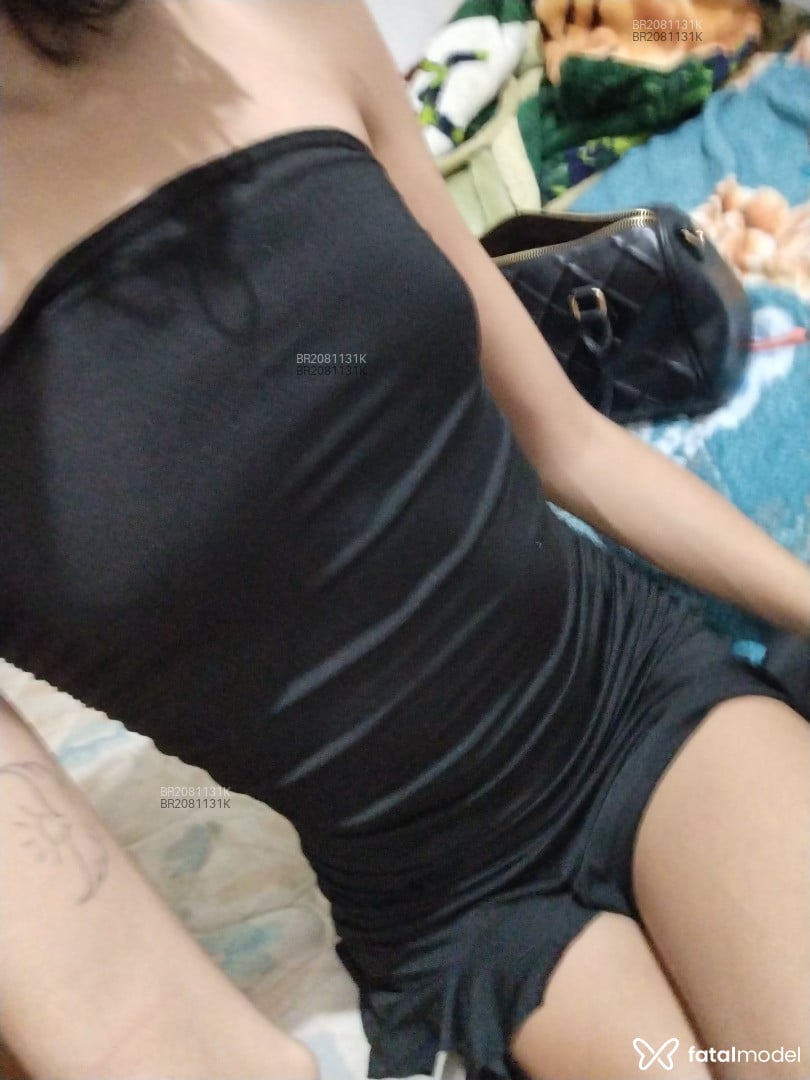 Acompanhante mulher trans com cabelo castanho de olhos castanhos em Campinas - Sarah