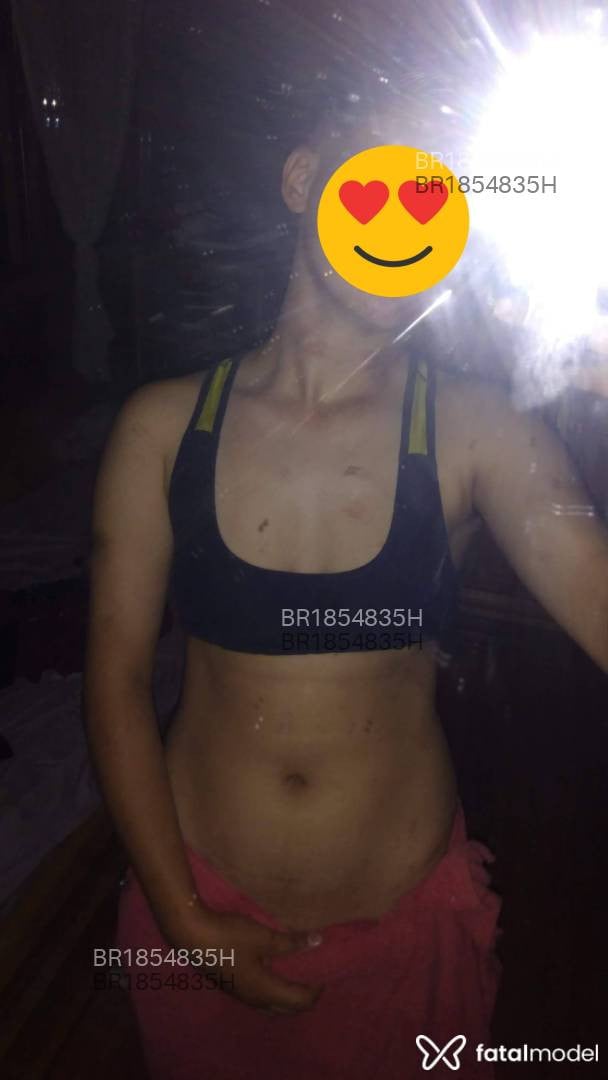 Acompanhante mulher trans com cabelo castanho de olhos castanhos em Canoas - taylor vargas