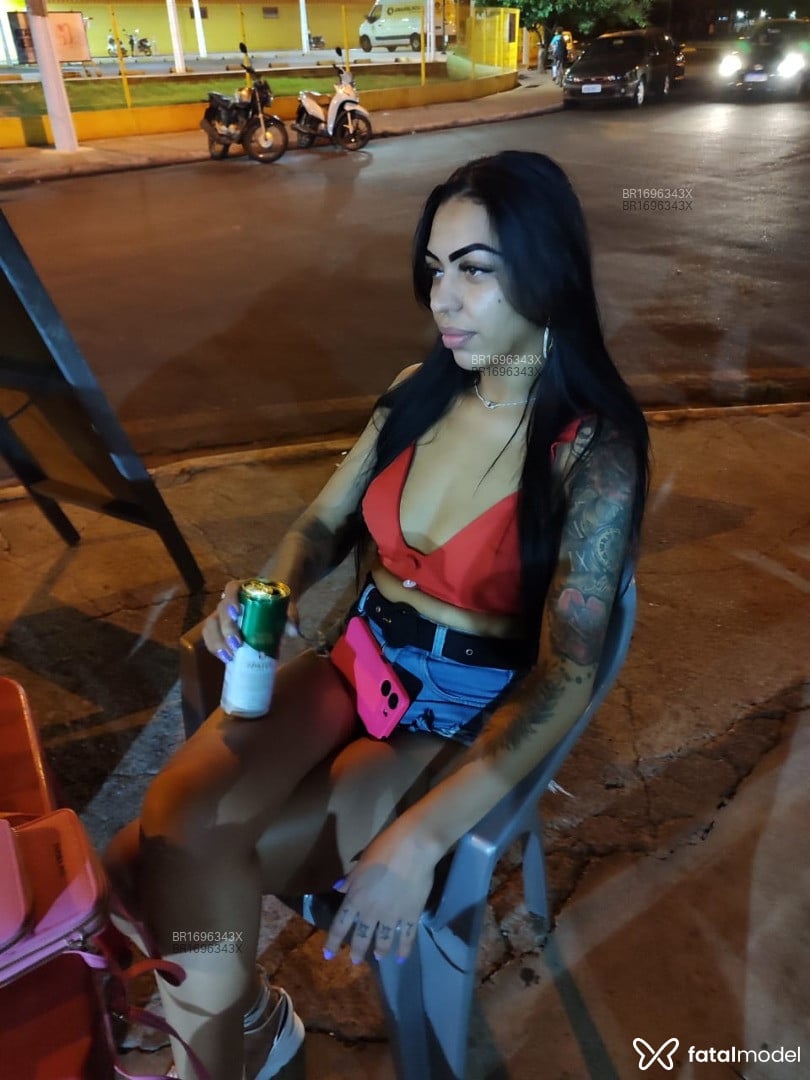Acompanhante mulher morena (o) de olhos castanhos em Pirassununga Acompanhante mulher morena (o) de olhos castanhos em Pirassununga - Samantha shishieri