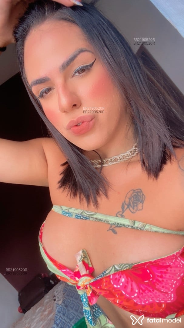 Acompanhante mulher trans morena (o) de olhos castanhos em Maricá - Manuella Souza
