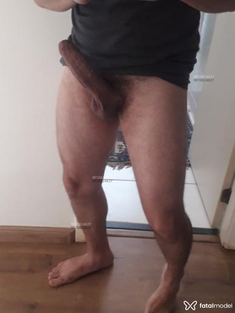 Acompanhante homem com cabelo castanho de olhos castanhos em Campinas - Fábio Augusto