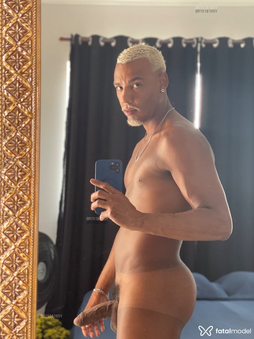 Acompanhante homem com cabelo castanho de olhos castanhos em Goiânia - Wellington Santos
