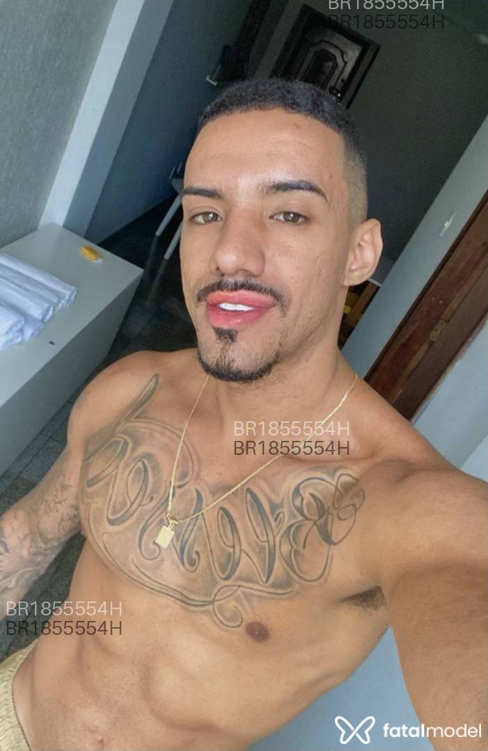 Acompanhante homem morena (o) de olhos pretos em Rio de Janeiro Acompanhante homem morena (o) de olhos pretos em Rio de Janeiro - Pietro Dias