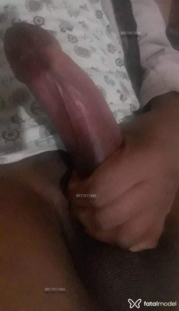 Acompanhante homem morena (o) de olhos pretos em Petrópolis Acompanhante homem morena (o) de olhos pretos em Petrópolis - Ricardão