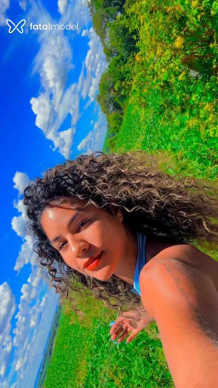 Acompanhante mulher loira (o) de olhos castanhos - Morena Jambo Acompanhante mulher loira (o) de olhos castanhos - Morena Jambo