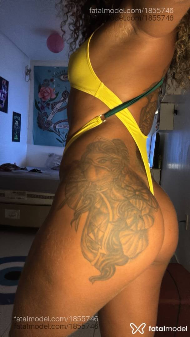 Acompanhante mulher loira (o) de olhos castanhos - Morena Jambo