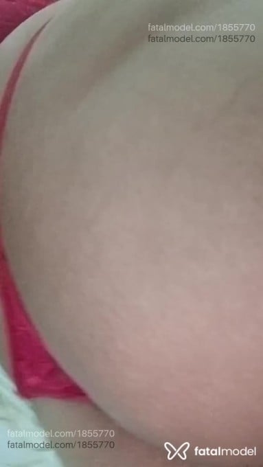 Acompanhante mulher morena (o) de olhos pretos em Guarujá Acompanhante mulher morena (o) de olhos pretos em Guarujá - Lary