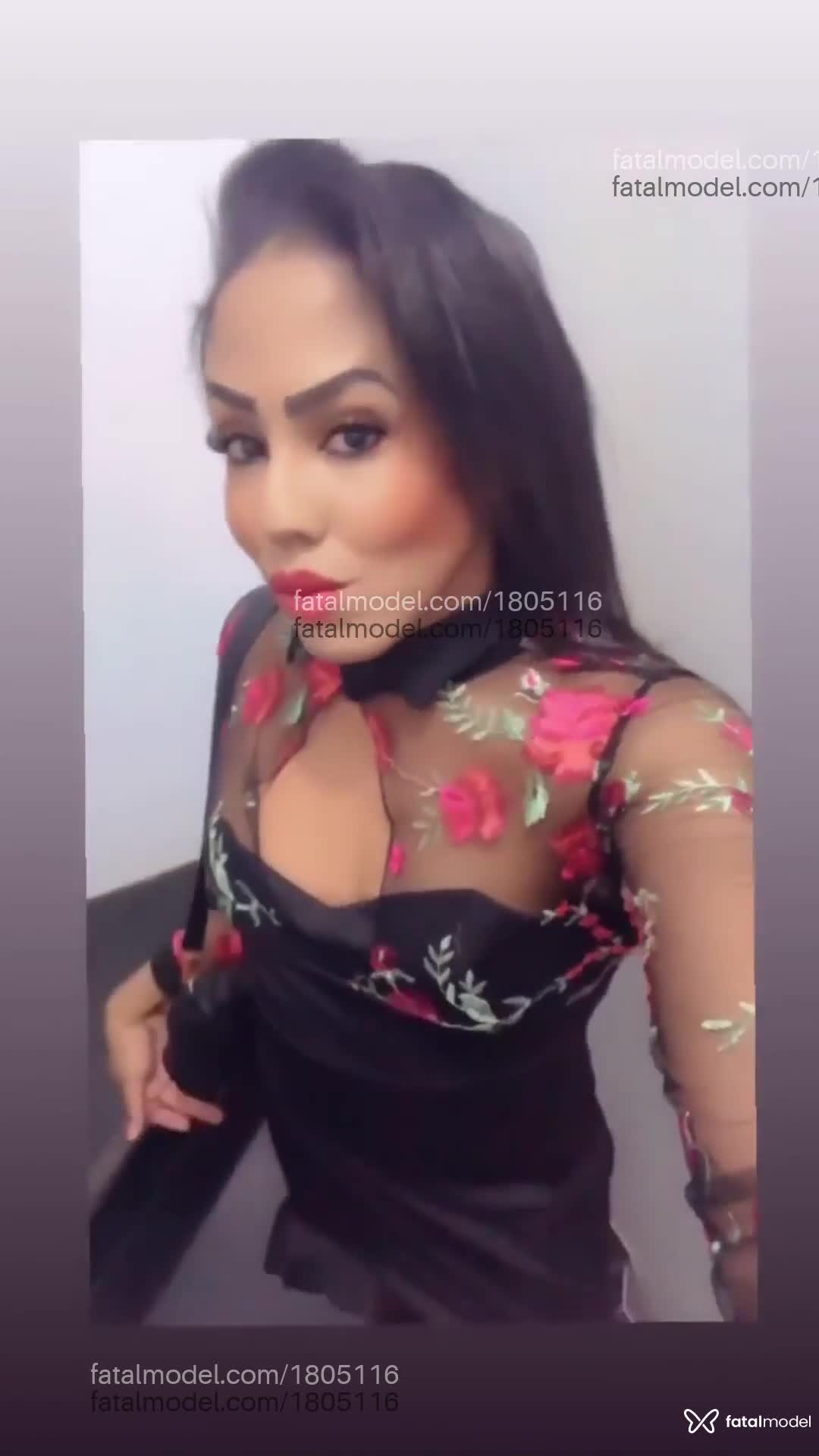 Acompanhante mulher trans com cabelo castanho de olhos pretos em Chapadão do Sul Acompanhante mulher trans com cabelo castanho de olhos pretos em Chapadão do Sul - Ellem montinegro
