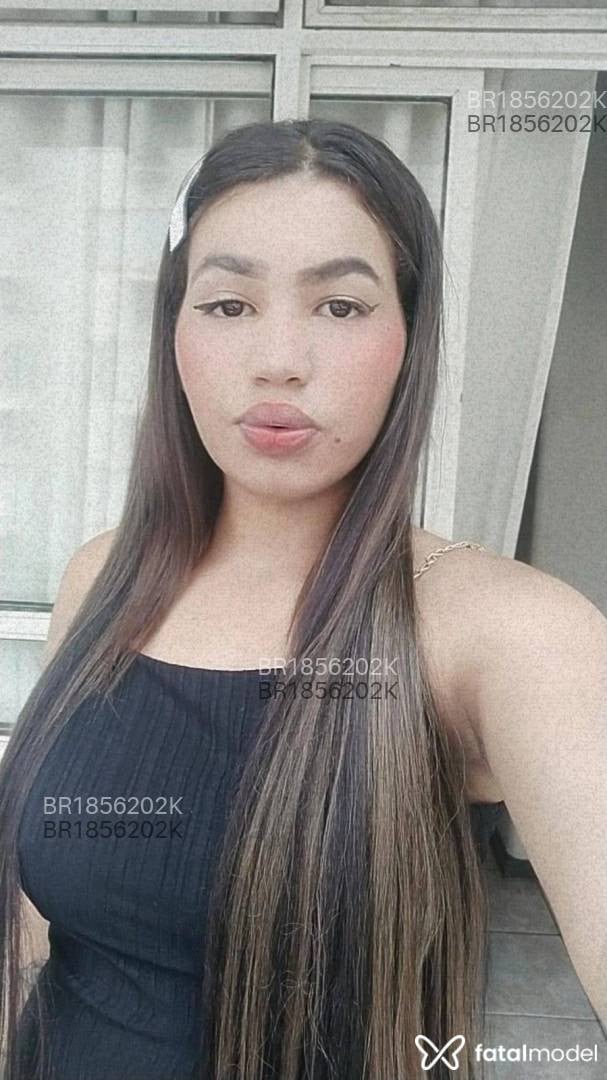 Acompanhante mulher morena (o) de olhos castanhos - Raiane Acompanhante mulher morena (o) de olhos castanhos - Raiane