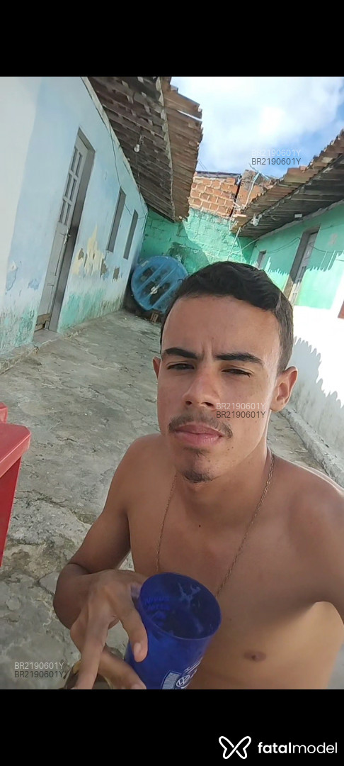 Acompanhante homem morena (o) de olhos castanhos em Maceió - Tiago Ferreira