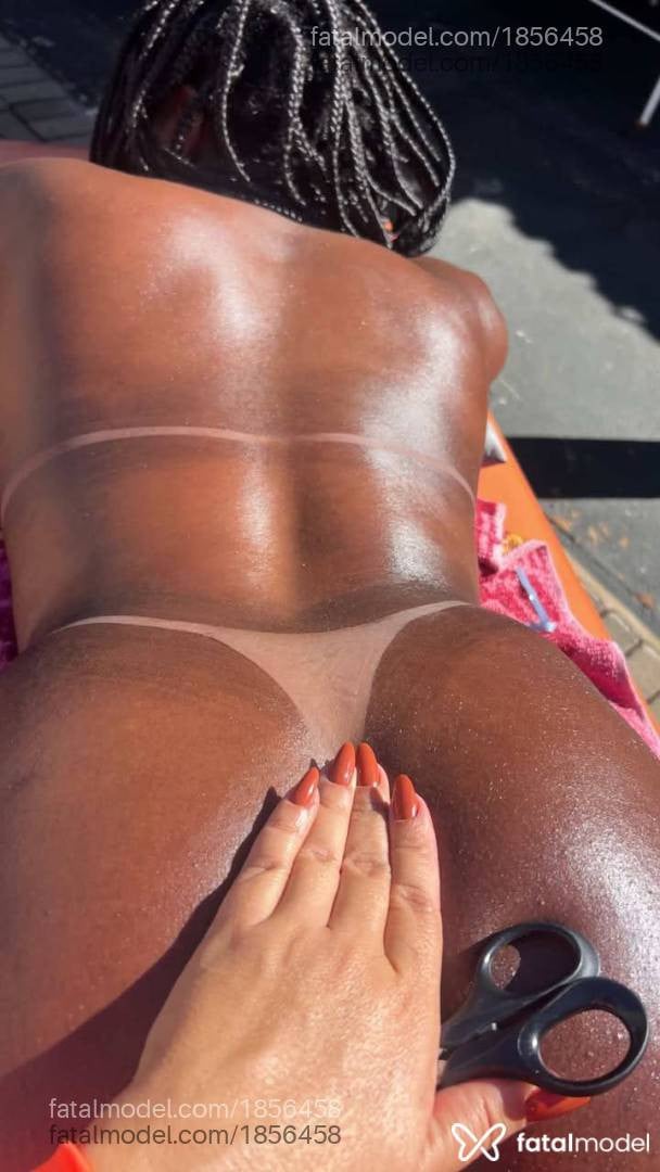 Acompanhante mulher morena (o) de olhos castanhos - Fernanda