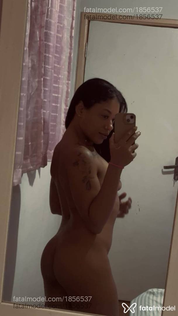 Acompanhante mulher morena (o) de olhos castanhos em Governador Valadares - Aline Herrera