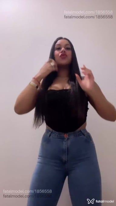 Acompanhante mulher morena (o) de olhos pretos em Marília - Agatha Nunes