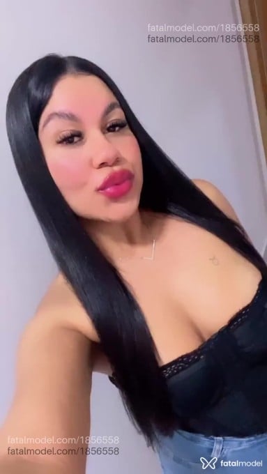 Acompanhante mulher morena (o) de olhos pretos em Botucatu - Cristal