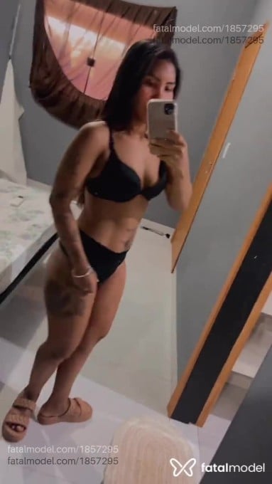 Acompanhante mulher com cabelo castanho de olhos pretos em Juína - Hanna