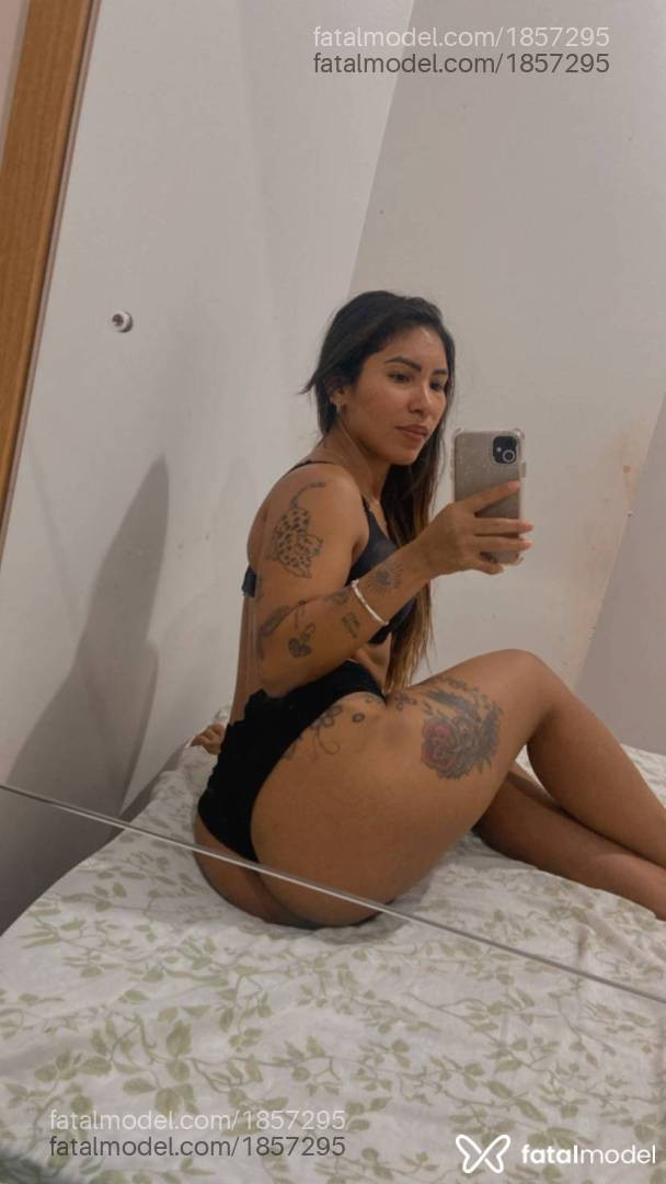 Acompanhante mulher com cabelo castanho de olhos pretos em Juína - Hanna