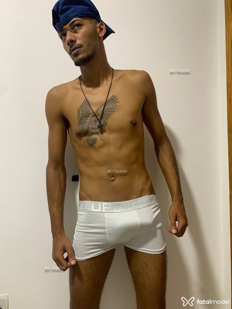 Acompanhante homem morena (o) de olhos castanhos em Rio de Janeiro - Paco ferrary