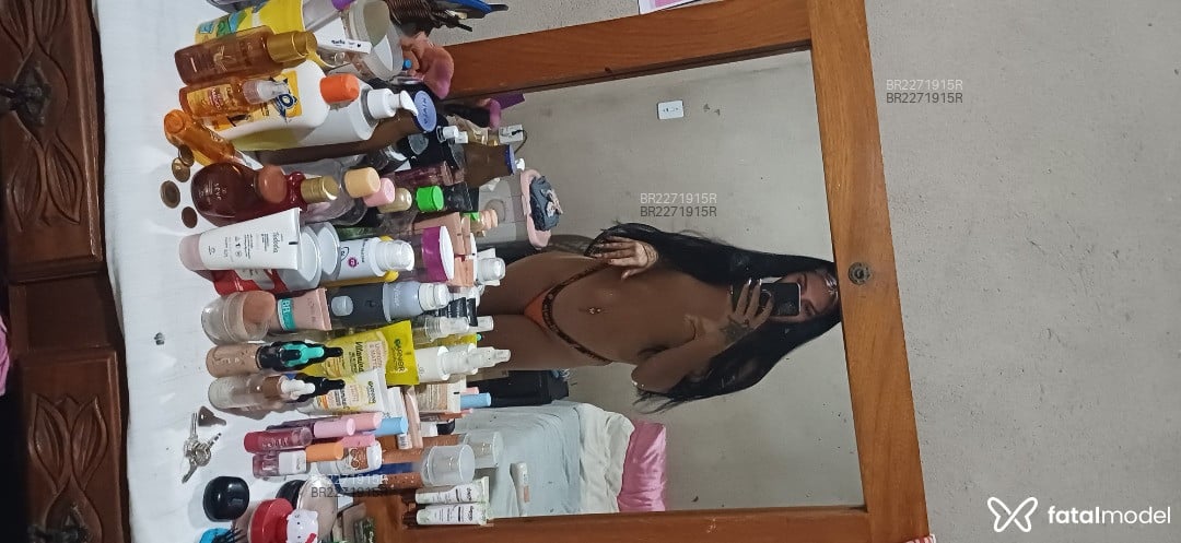 Acompanhante mulher trans morena (o) de olhos castanhos em Porto Velho - Imola Johnson