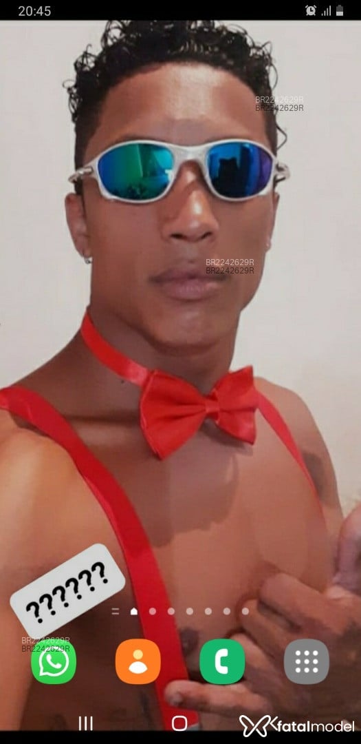 Acompanhante homem com cabelo castanho de olhos castanhos em Belo Horizonte - Moreninho