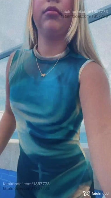 Acompanhante mulher loira (o) de olhos castanhos em Salvador - Luara