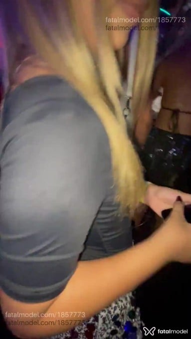 Acompanhante mulher loira (o) de olhos castanhos em Salvador - Luara