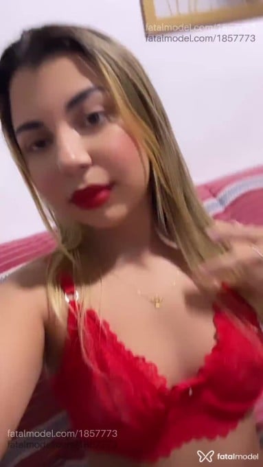 Acompanhante mulher loira (o) de olhos castanhos em Salvador - Luara
