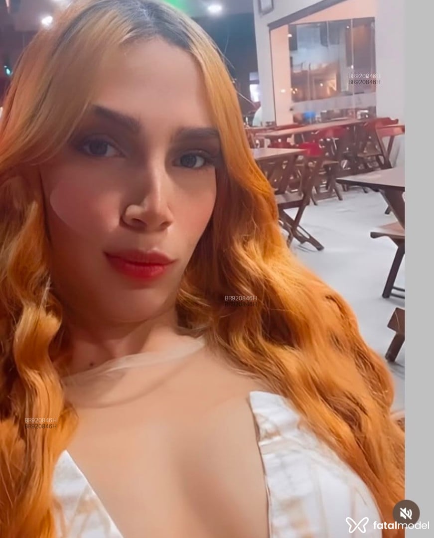 Acompanhante mulher ruiva (o) de olhos castanhos em Posse Acompanhante mulher ruiva (o) de olhos castanhos em Posse - Katarina Silva