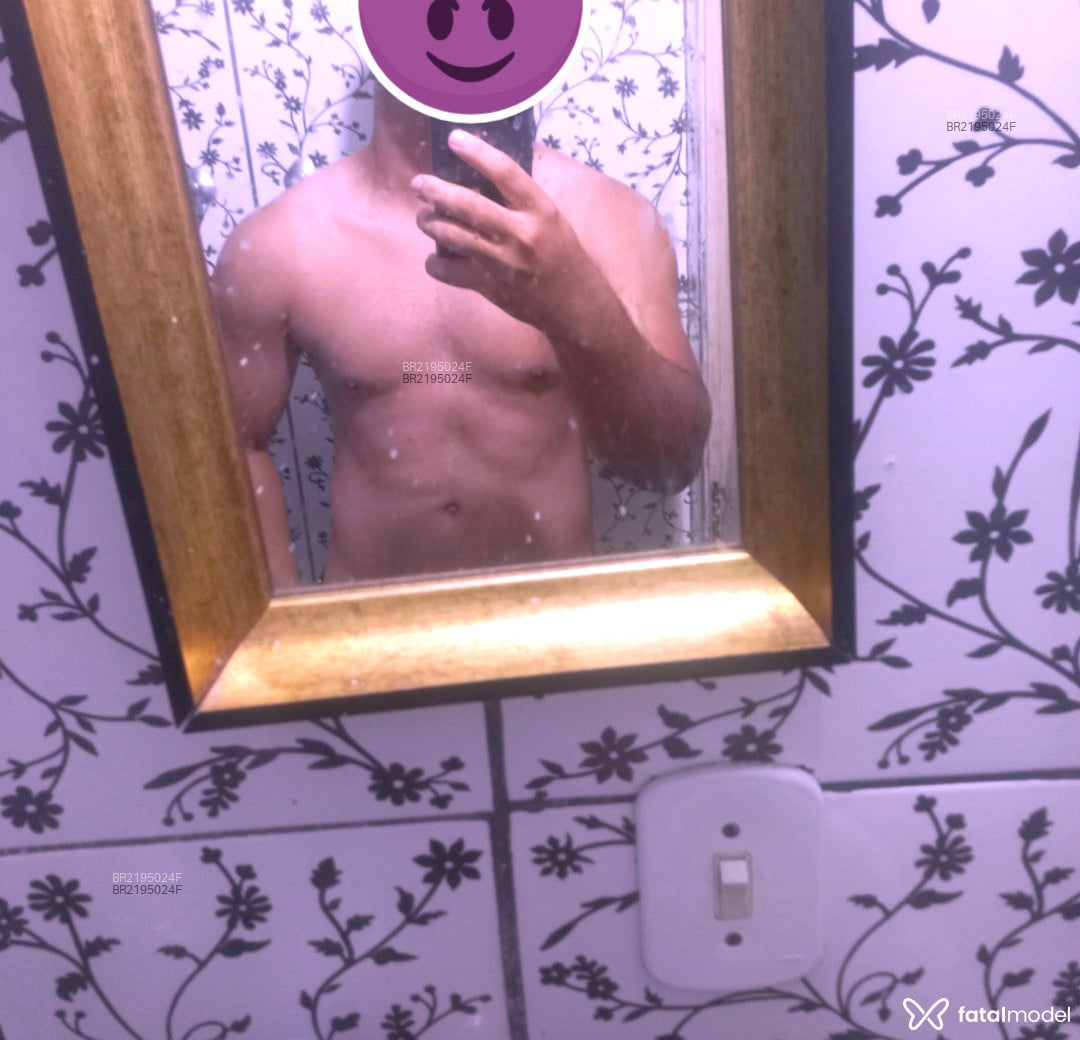 Acompanhante homem morena (o) de olhos castanhos em Uberaba Acompanhante homem morena (o) de olhos castanhos em Uberaba - David