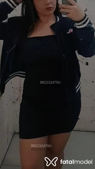 Acompanhante mulher com cabelo castanho de olhos castanhos - Julia Acompanhante mulher com cabelo castanho de olhos castanhos - Julia