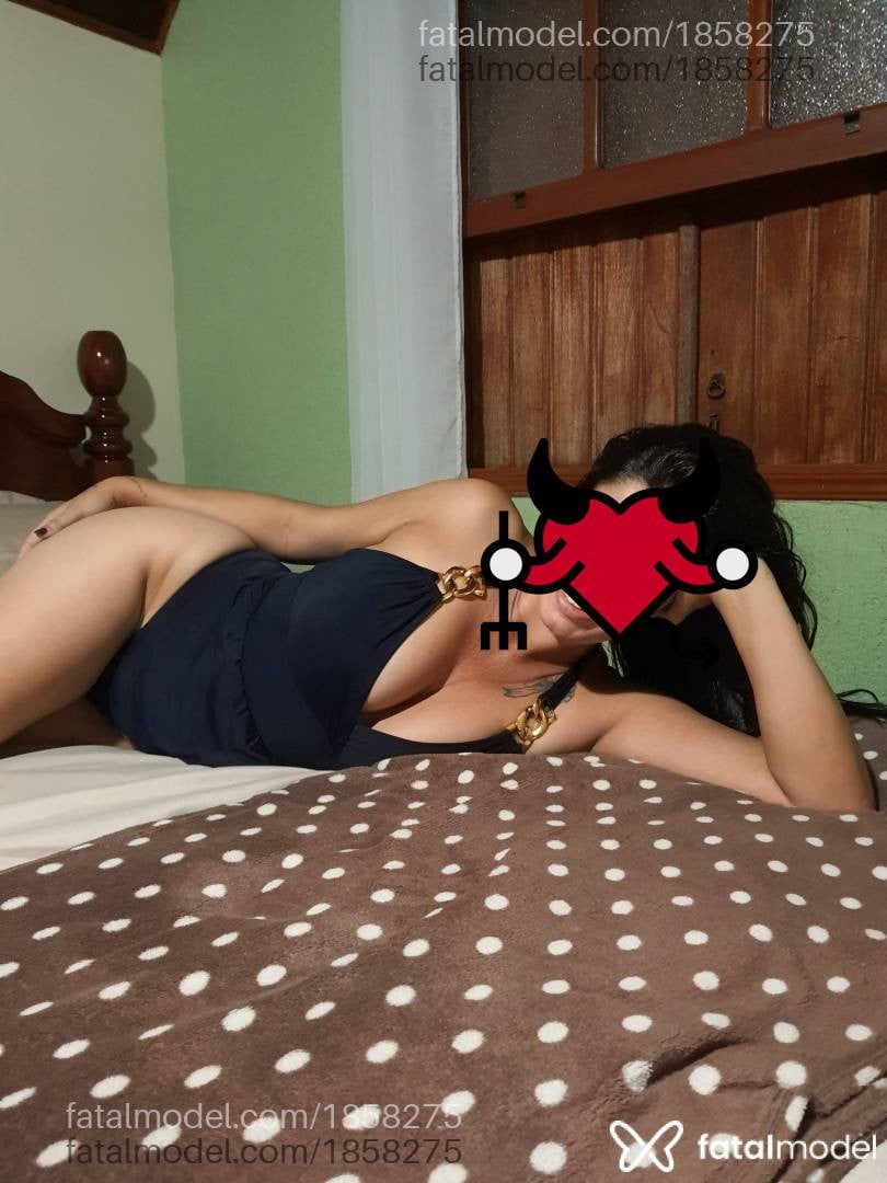 Acompanhante mulher morena (o) de olhos mel - Rubia