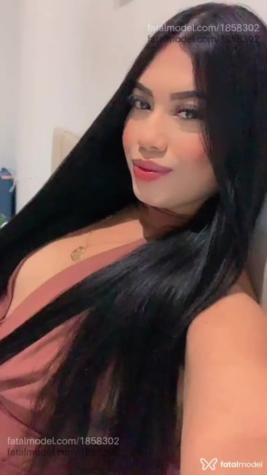 Acompanhante mulher morena (o) de olhos castanhos em Uberlândia - Victória