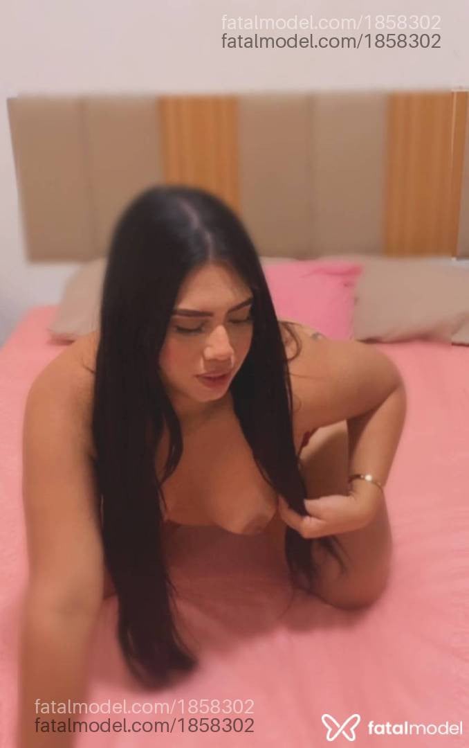 Acompanhante mulher morena (o) de olhos castanhos em Uberlândia - Victória