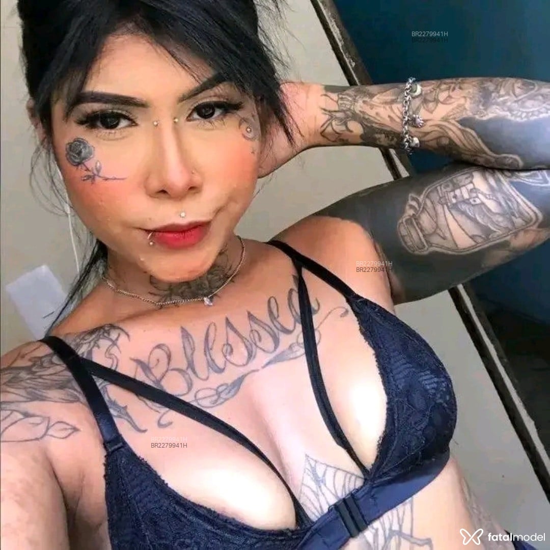Acompanhante mulher morena (o) de olhos pretos em Pinheiro Acompanhante mulher morena (o) de olhos pretos em Pinheiro - Ester Cardoso