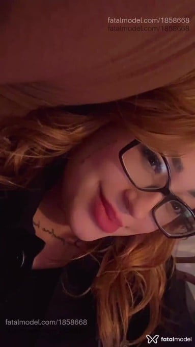 Acompanhante mulher ruiva (o) de olhos castanhos em Campinas - Angélica Shanti