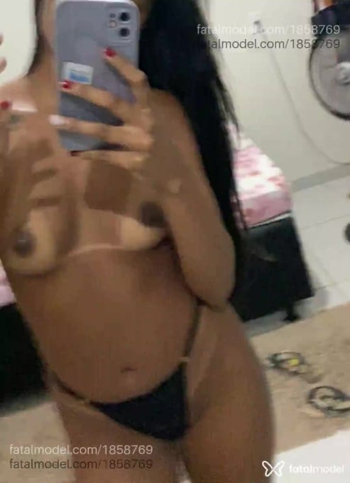 Acompanhante mulher morena (o) de olhos castanhos em São Joaquim da Barra - Nina Gonçalves