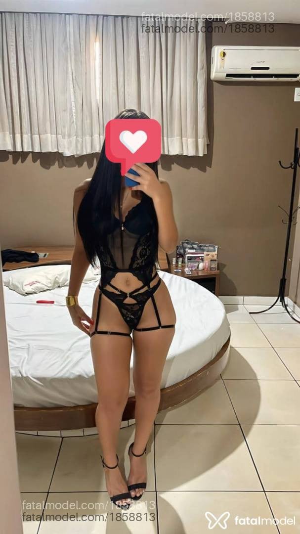 Acompanhante mulher morena (o) de olhos pretos em Monte Carmelo - Bruna
