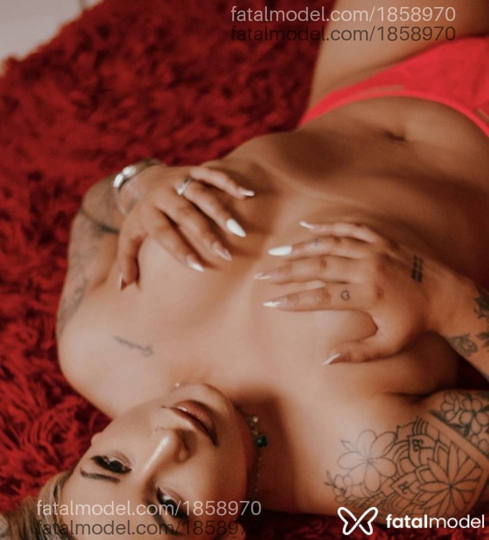 Acompanhante mulher morena (o) de olhos pretos - Luiza