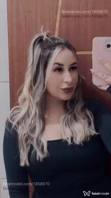 Acompanhante mulher morena (o) de olhos pretos em Bagé - Luiza