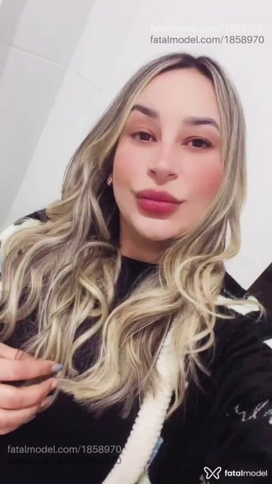 Acompanhante mulher morena (o) de olhos pretos em Pelotas - Luiza