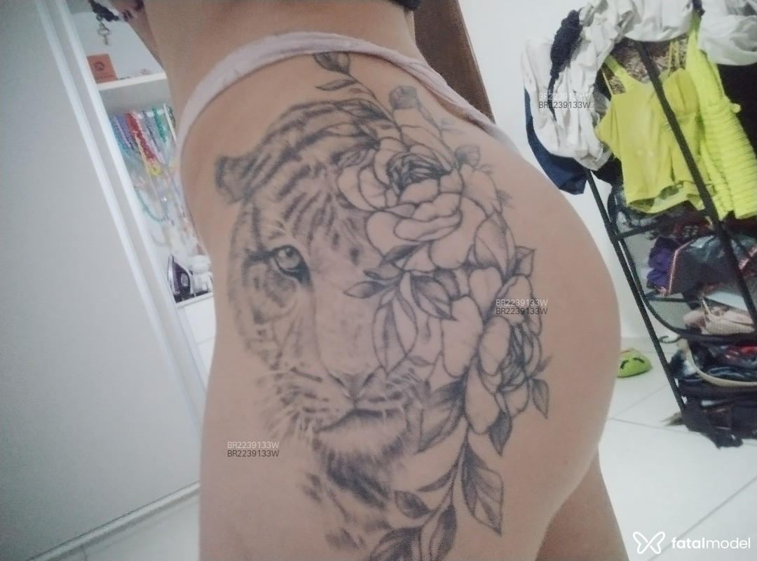 Acompanhante mulher com cabelo castanho de olhos castanhos em Araraquara - Amanda