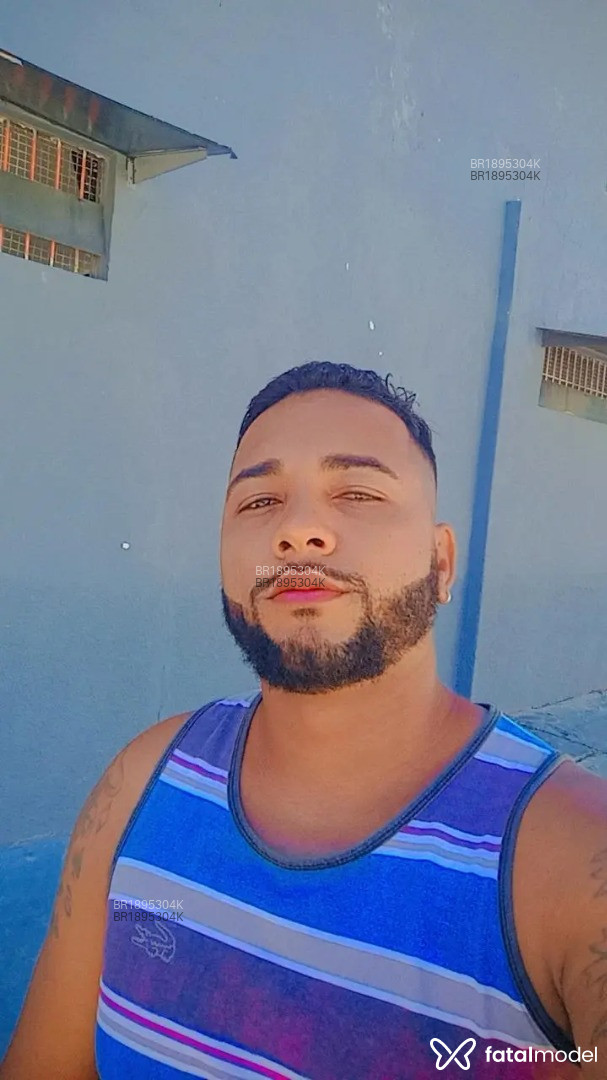 Acompanhante homem morena (o) de olhos mel em Porto Seguro Acompanhante homem morena (o) de olhos mel em Porto Seguro - Jefferson