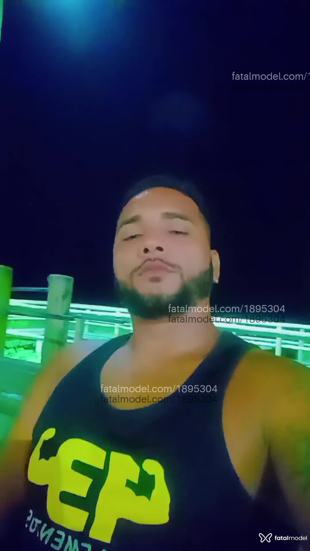 Acompanhante homem morena (o) de olhos mel em Porto Seguro Acompanhante homem morena (o) de olhos mel em Porto Seguro - Jefferson