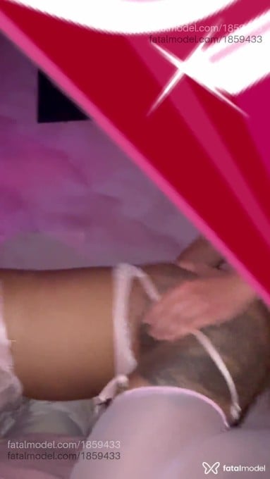 Acompanhante mulher trans loira (o) de olhos castanhos em Porto Alegre - Valessa Domina