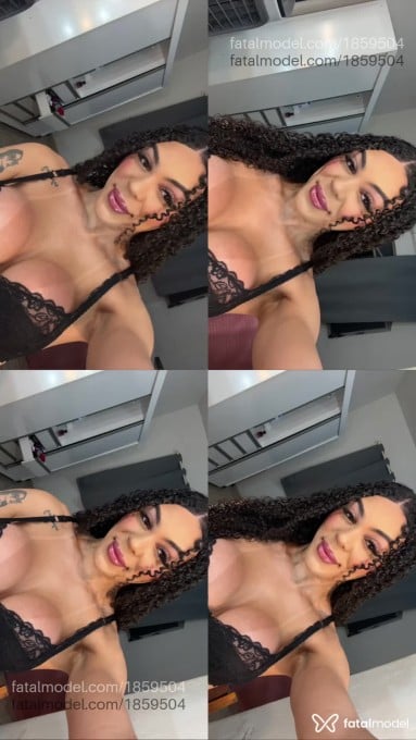 Acompanhante mulher trans morena (o) de olhos castanhos em Ipatinga Acompanhante mulher trans morena (o) de olhos castanhos em Ipatinga - Marcella Layane