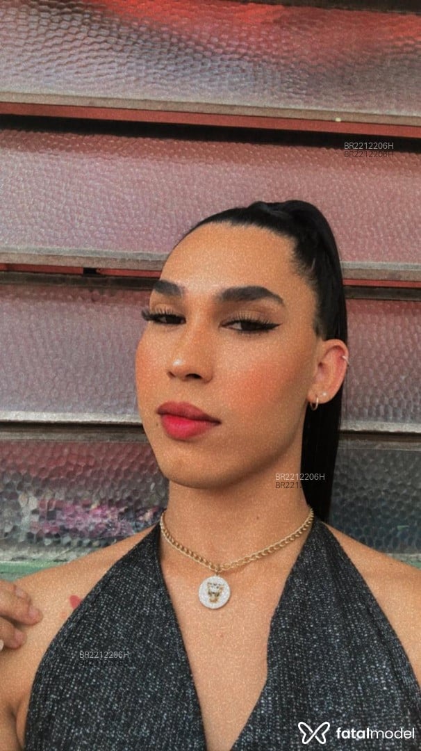 Acompanhante mulher trans morena (o) de olhos castanhos em São Bento do Sul - Bia Borges