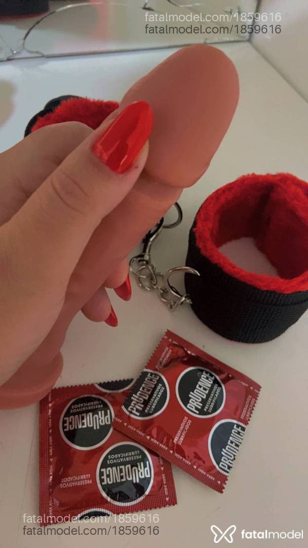 Acompanhante mulher morena (o) de olhos castanhos em Santa Cruz do Sul - Brenda Cortes