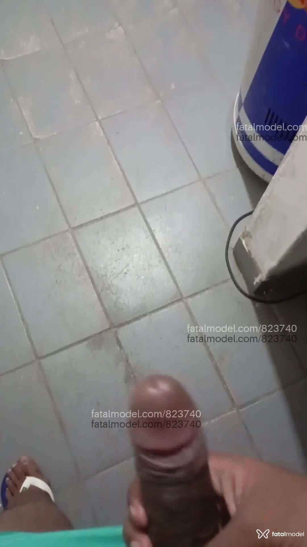 Acompanhante homem com cabelo grisalho de olhos castanhos em Angra dos Reis - Thiago freitas