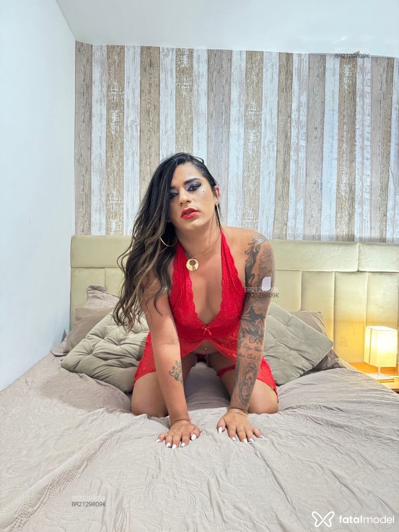 Acompanhante mulher trans morena (o) de olhos verdes em Paulista Acompanhante mulher trans morena (o) de olhos verdes em Paulista - Talita